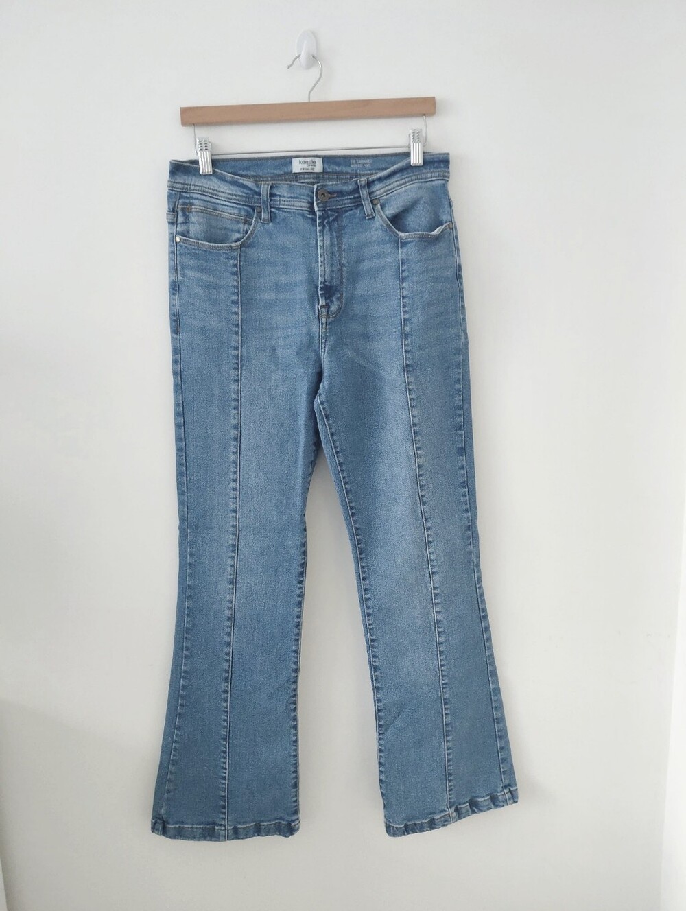 Kensie Vintage Flare Jeans
